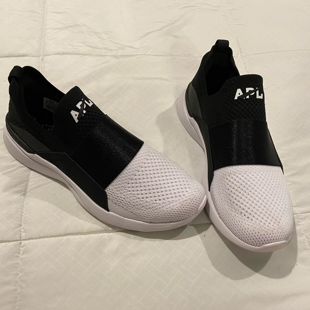 Women’s APL Techloom Bliss Black
